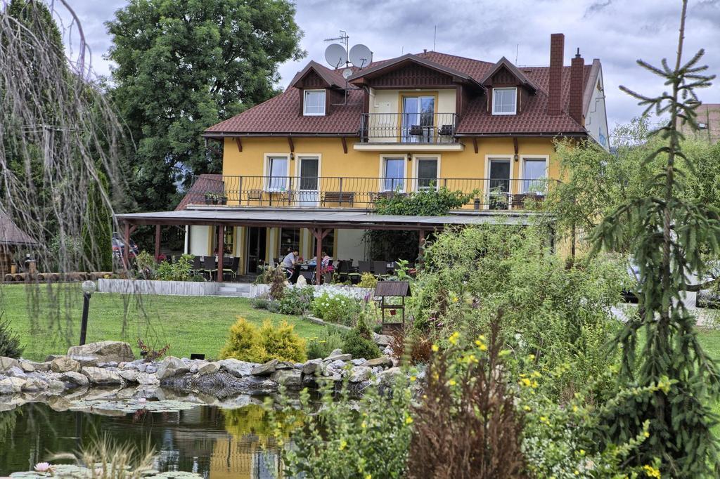 Penzion Fantazia Michalova - Brezno-Muranska Planina Exterior photo